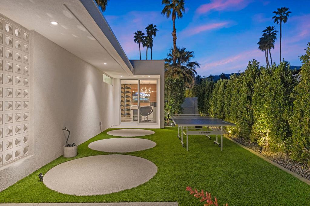 Magnesia Falls Cove - Residential