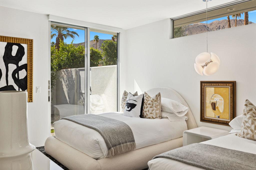 Magnesia Falls Cove - Residential