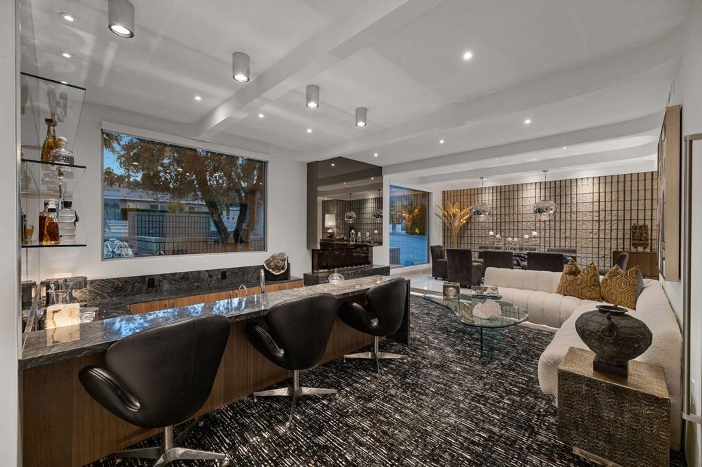 Magnesia Falls Cove - Residential