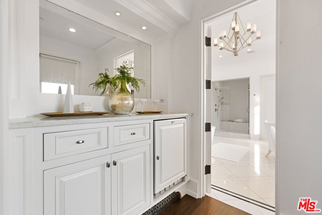 Beverly Ridge Terrace - Residential Lease