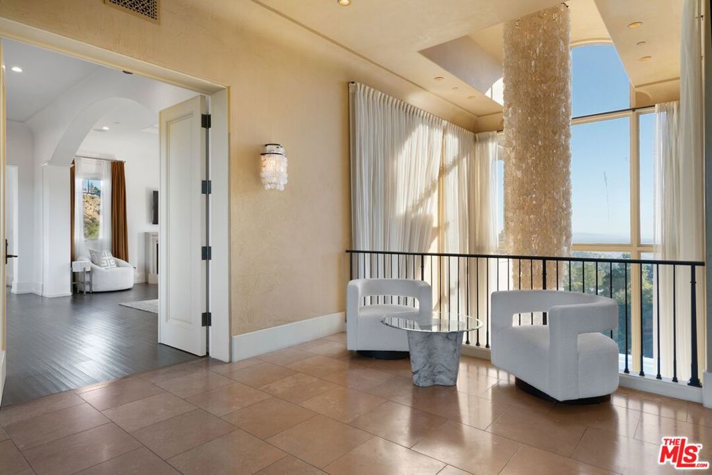 Beverly Ridge Terrace - Residential Lease