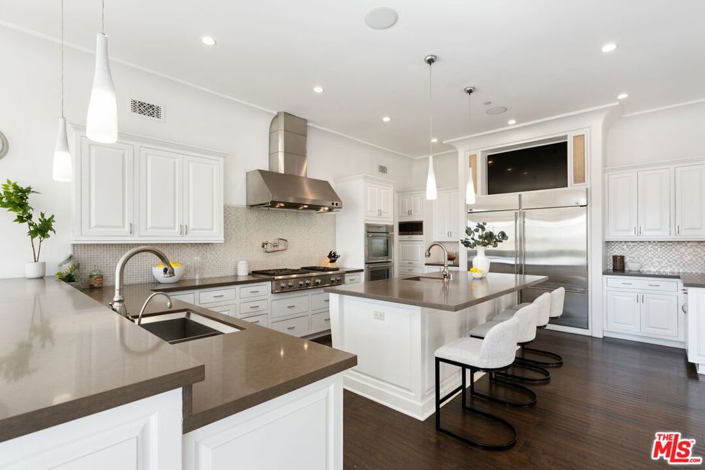 Beverly Ridge Terrace - Residential Lease