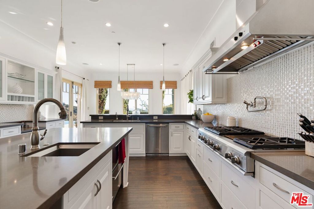 Beverly Ridge Terrace - Residential Lease