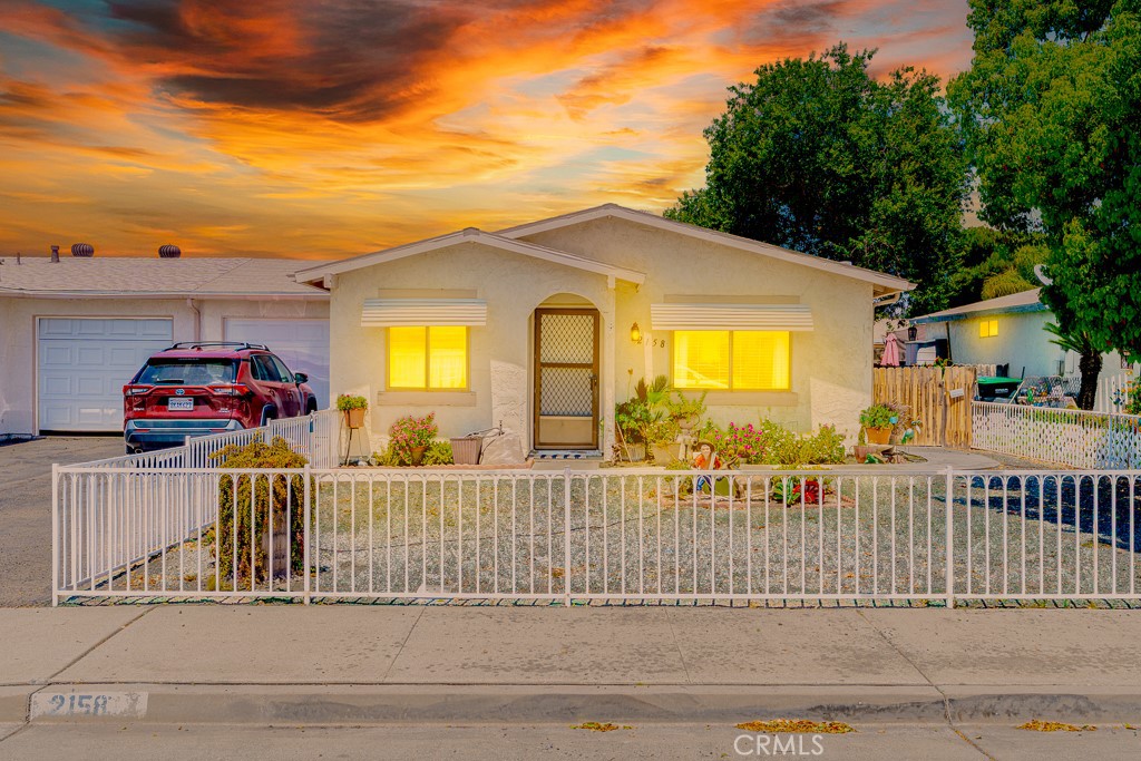 Move-In Ready & Affordable Retirement Home in 55+ Valle Hermosa!
Don't miss this fantastic opportunity to own a charming, affordable home in the highly sought-after 55+ Valle Hermosa community! This 2-bedroom, 1-bath gem is move-in ready and features a bonus room, one-car garage, and colorful landscaping—a true diamond in the rough ready to become your dream home.
Enjoy a cheerful kitchen with custom cabinetry, dishwasher, microwave, and a cozy breakfast nook overlooking the front yard.
The front yard is easy-care, and the small backyard offers just enough space to relax without overwhelming upkeep.
Stay cool in the summer and warm in the winter with central air and heating.
Located close to shopping, medical offices, restaurants, banks, gas stations, and public transportation—everything you need is practically at your doorstep!
LOW HOA Dues: Only $80 PER YEAR! That’s just about $7 per month.
Senior Living at Its Best
This home is part of a welcoming senior housing development, designed for easy, comfortable living.
Act Fast – Early Bird Gets the Worm!
Homes in Valle Hermosa at this price don’t last long. Schedule your showing today and start your next chapter in comfort and style!