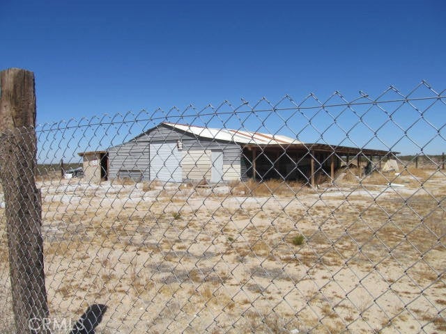 10 C Avenue
