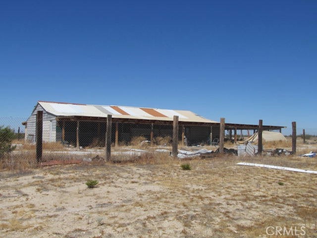 10 C Avenue