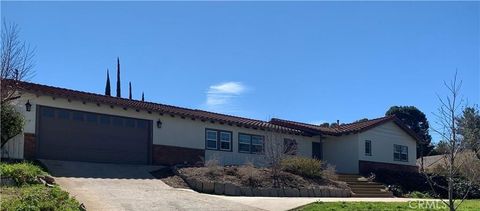 1515 Elizabeth Street Redlands CA 92373