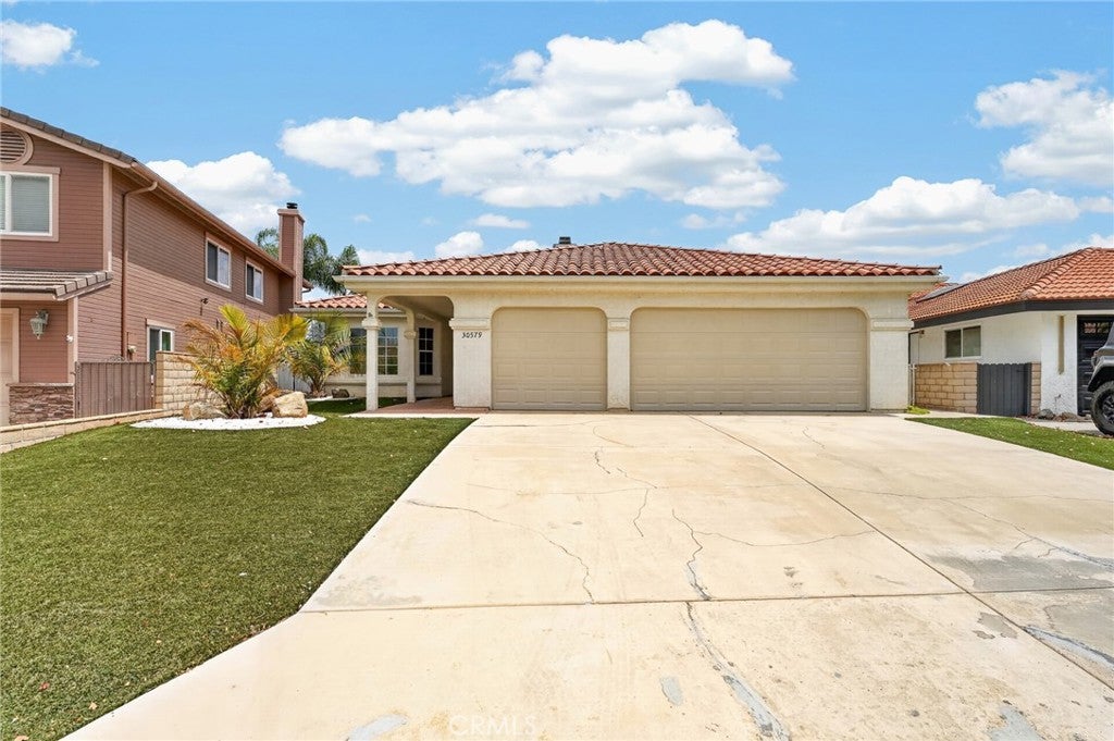 30579 Seahorse Circle