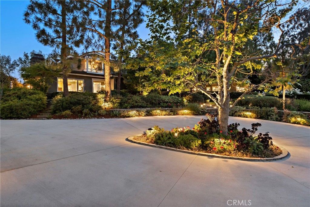 Photo of 31831 Paseo Cielo, San Juan Capistrano, CA 92675 (MLS # OC25133669)