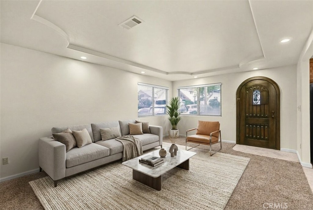 482 Yerba Buena Street