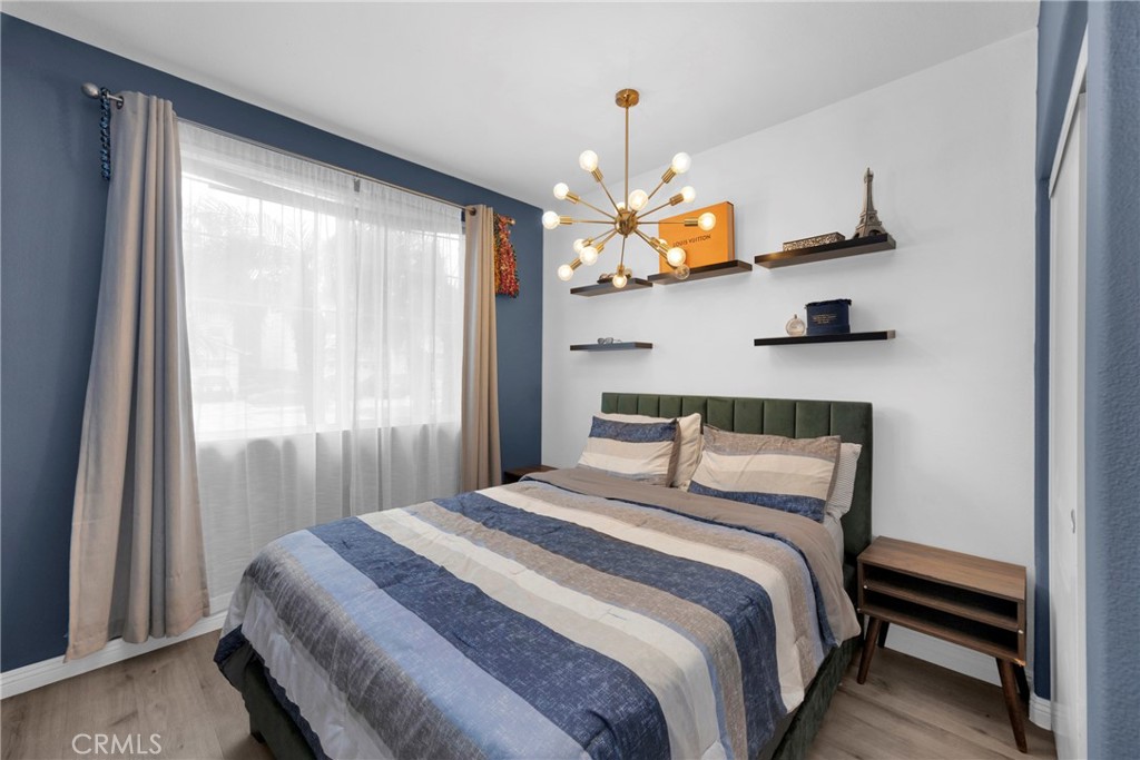 2216 Jeans Court
