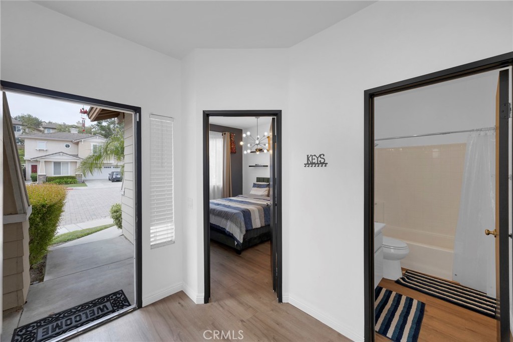 2216 Jeans Court