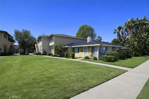 13261 Verde Garden Grove CA 92844