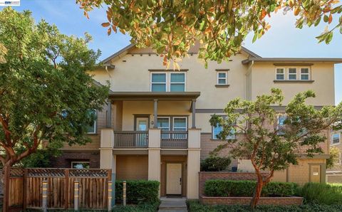Photo of 161 N.L. Street #115, Livermore, CA 94550 (MLS # 41128638)