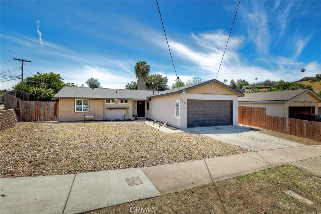 7549 Black Oak