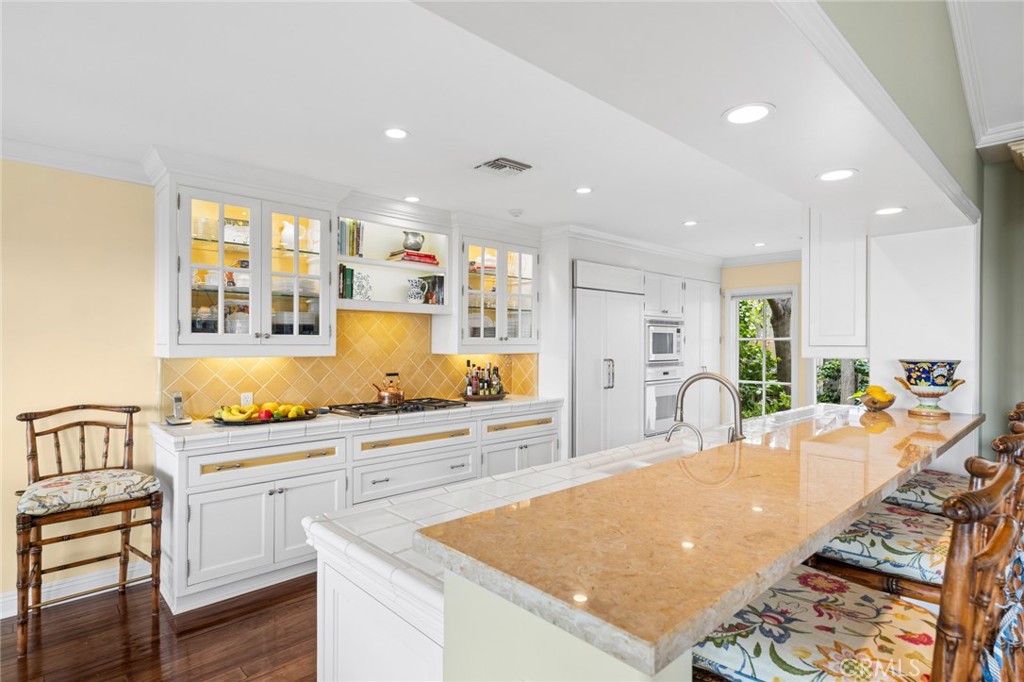 1921 Yacht Colinia, Newport Beach CA 92660 - Photo 7