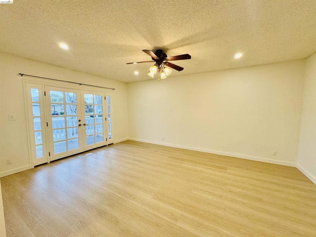 1513 1513 Hargrove Ct