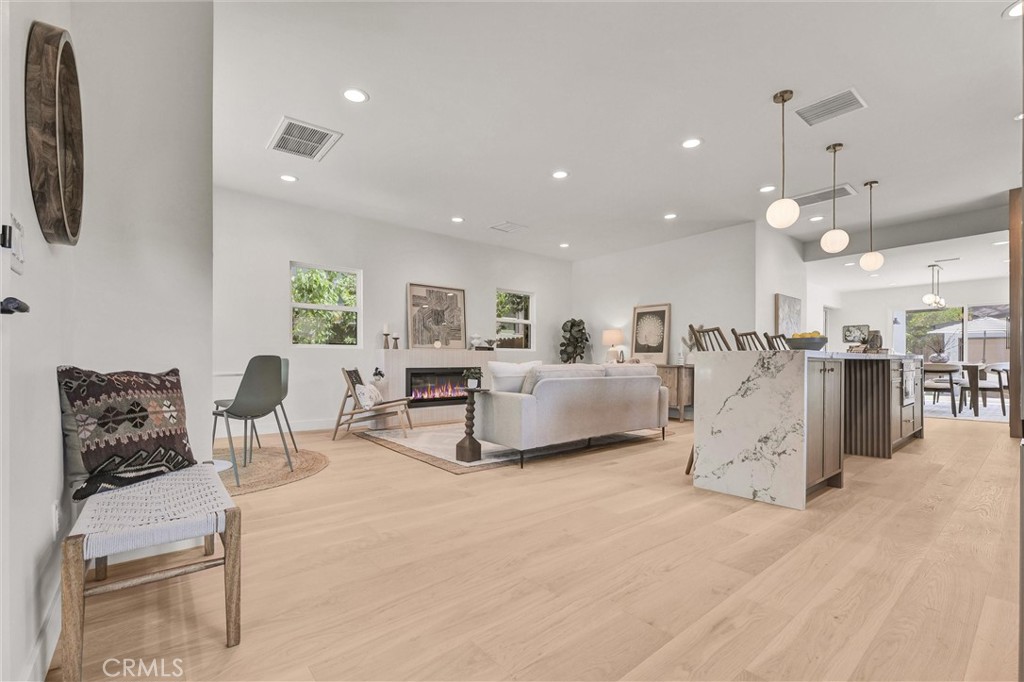 808 S Los Robles Avenue