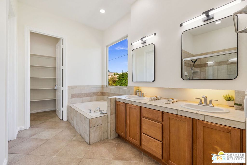 Desert Park Estates - Residential