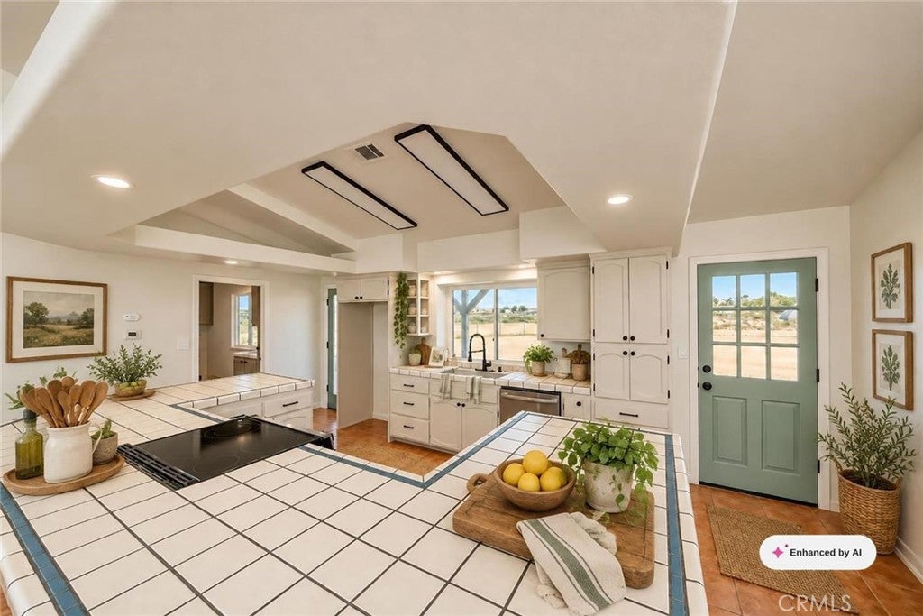 11765 Cottontail Lane
