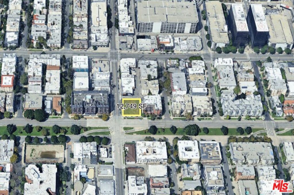 8765 - 8771 Burton Way