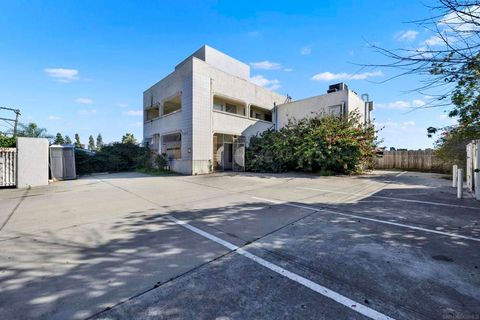 7331 North Ave Lemon Grove CA 91945