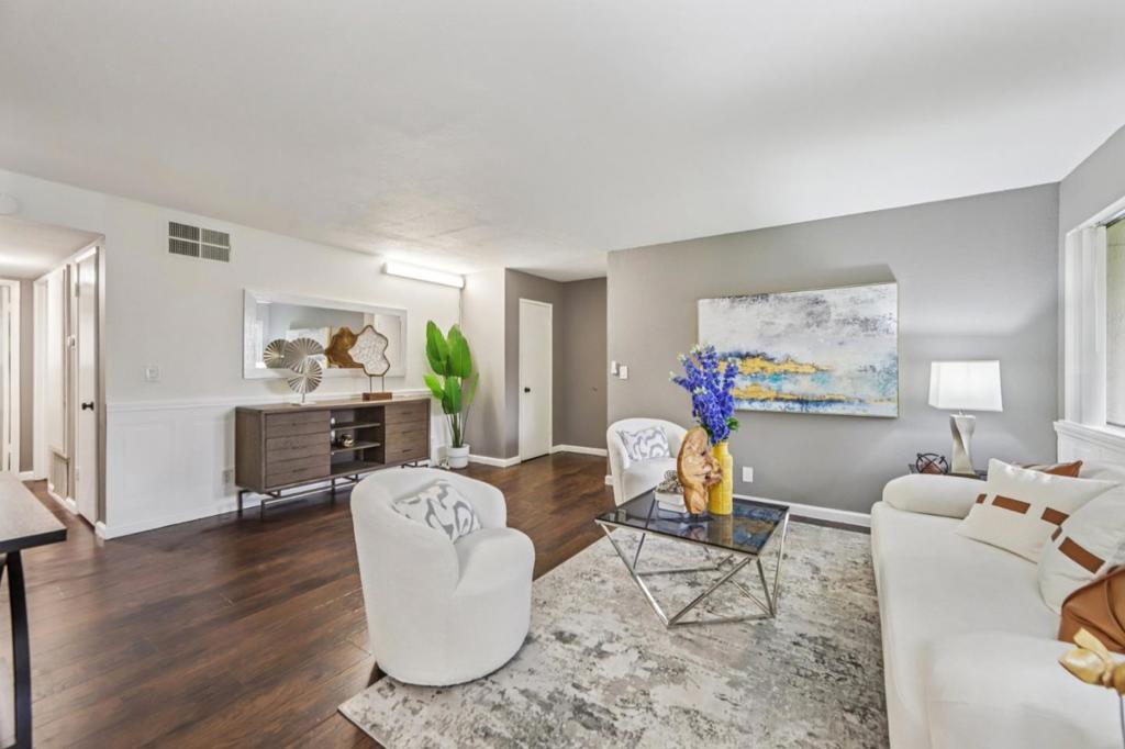 247 N Capitol Avenue 245