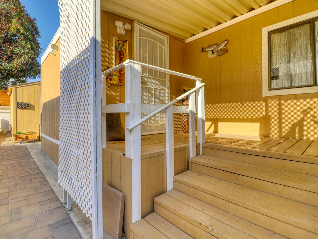 Rancho Casitas - Manufactured In Park