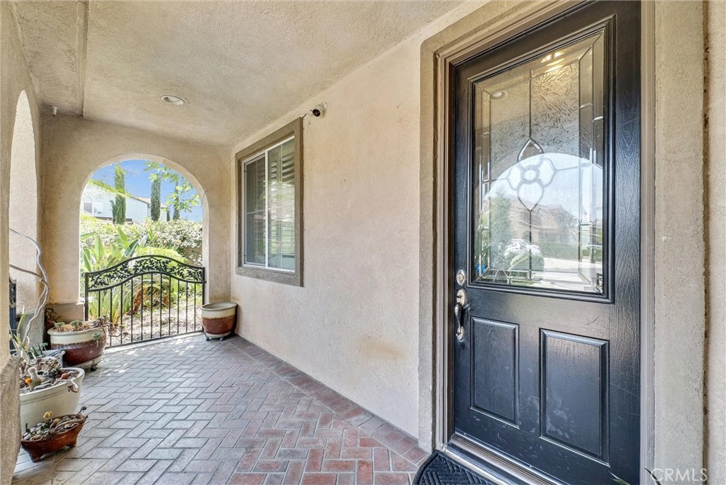 14037 Hollywood Ave