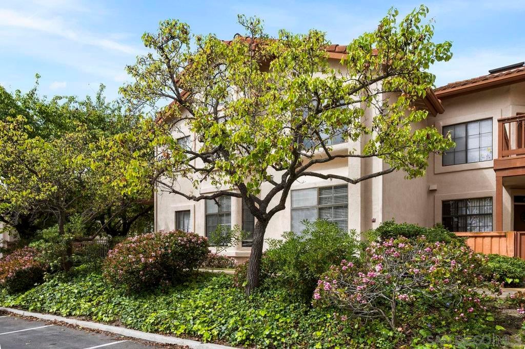 4035 Carmel View Road 117