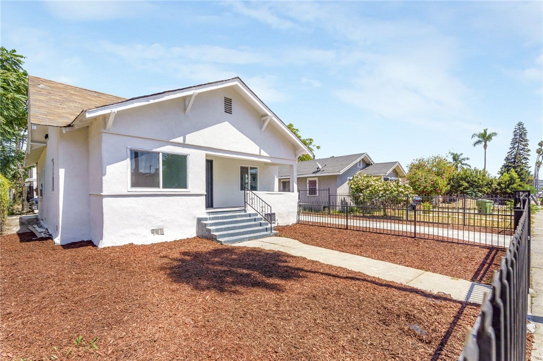 925 W 84th