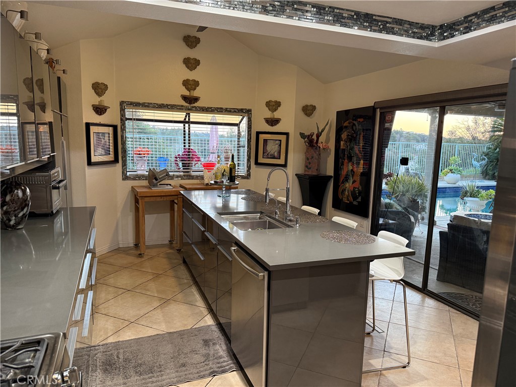 22924 Rio Lobos Road