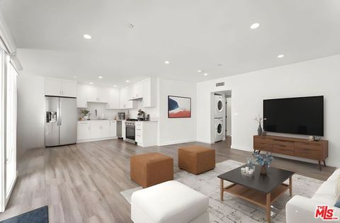 Photo of 1254 9th Street #I, Santa Monica, CA 90401 (MLS # 26639661)