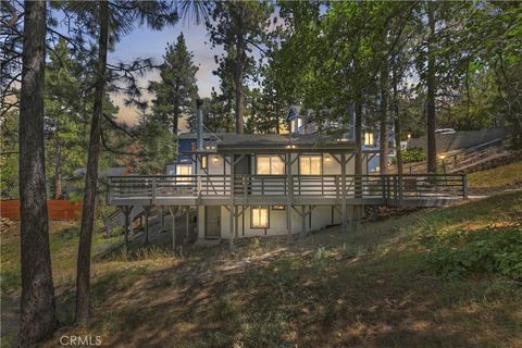 Photo of 580 Lucerne Drive, Big Bear Lake, CA 92315 (MLS # IG25148360) Photo of 580 Lucerne Drive, Big Bear Lake, CA 92315 (MLS # IG25148360)