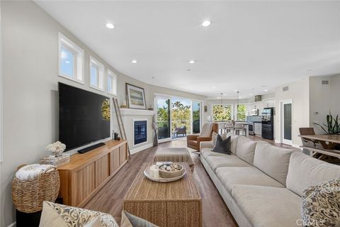 Photo of 214 Avenida Montalvo #2, San Clemente, CA 92672 (MLS # LG26056558)