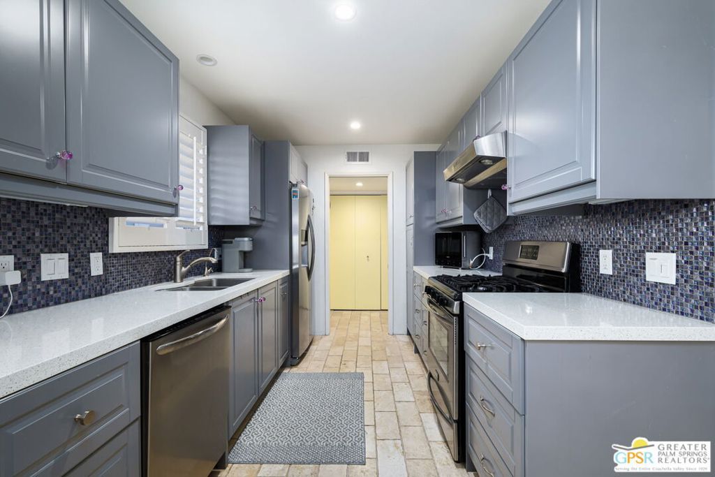 Photo of 2393 S Skyview Drive #1, Palm Springs, CA 92264 (MLS # 25599065PS)