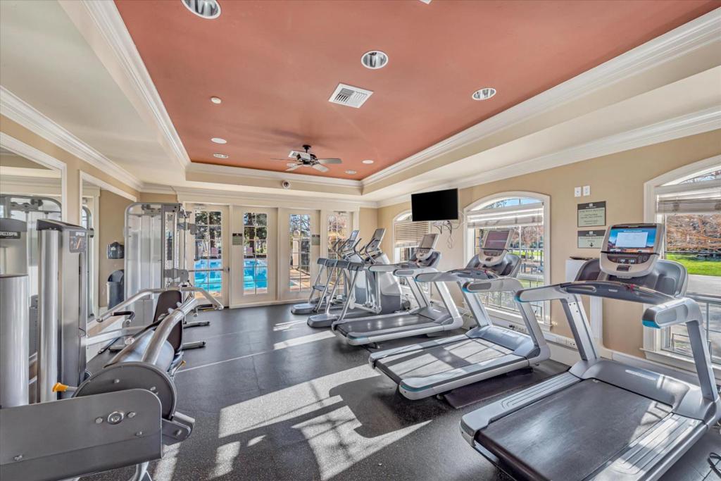 1550 Technology Drive 1099