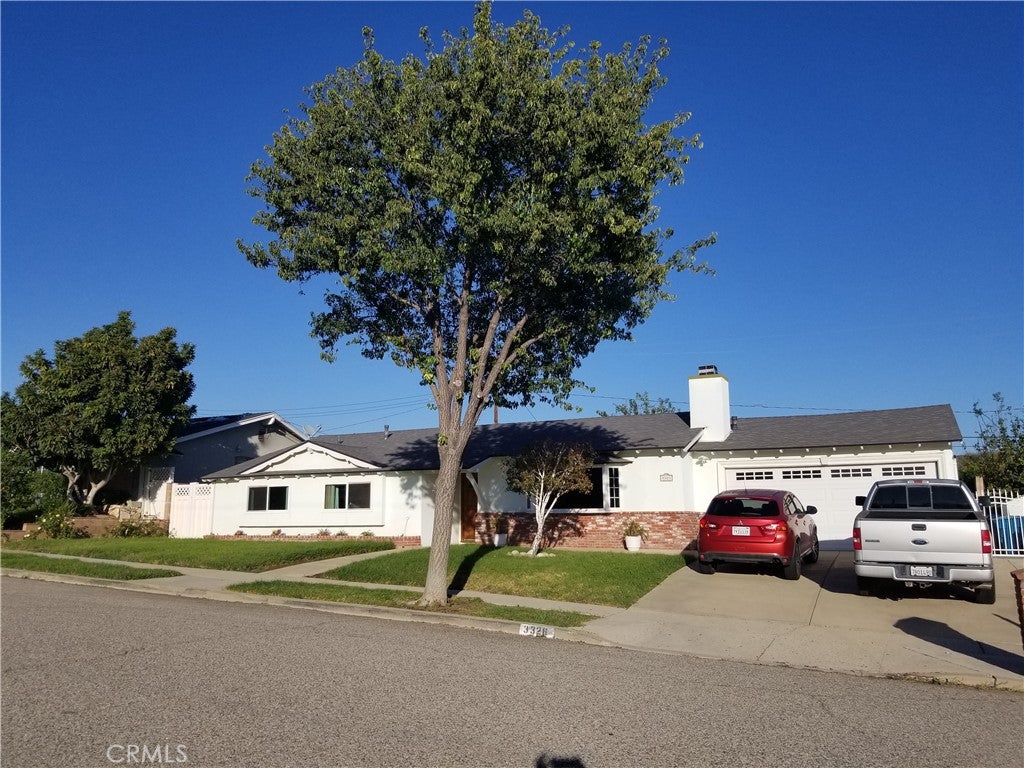 3328 Greenville Drive