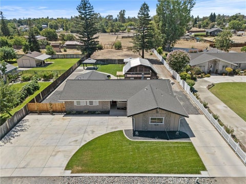 Photo of 1030 W 1st AVE, Willows, CA 95988 (MLS # SN26170102)