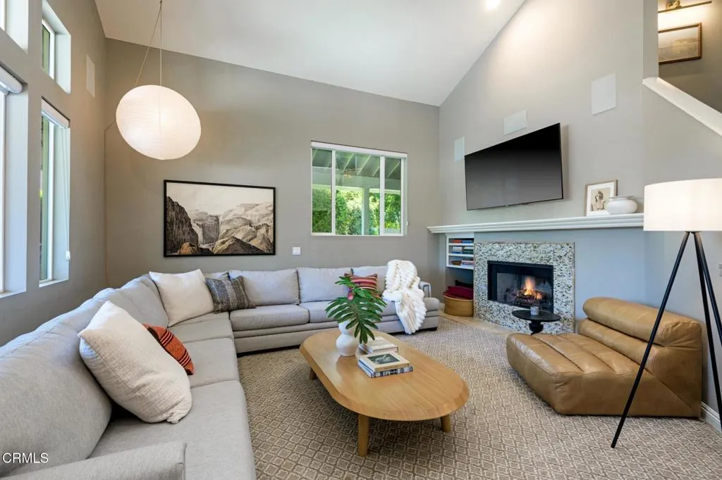 Ojai, California 93023, United States, 4 Bedrooms Bedrooms, ,3 BathroomsBathrooms,Residential,Active,154626