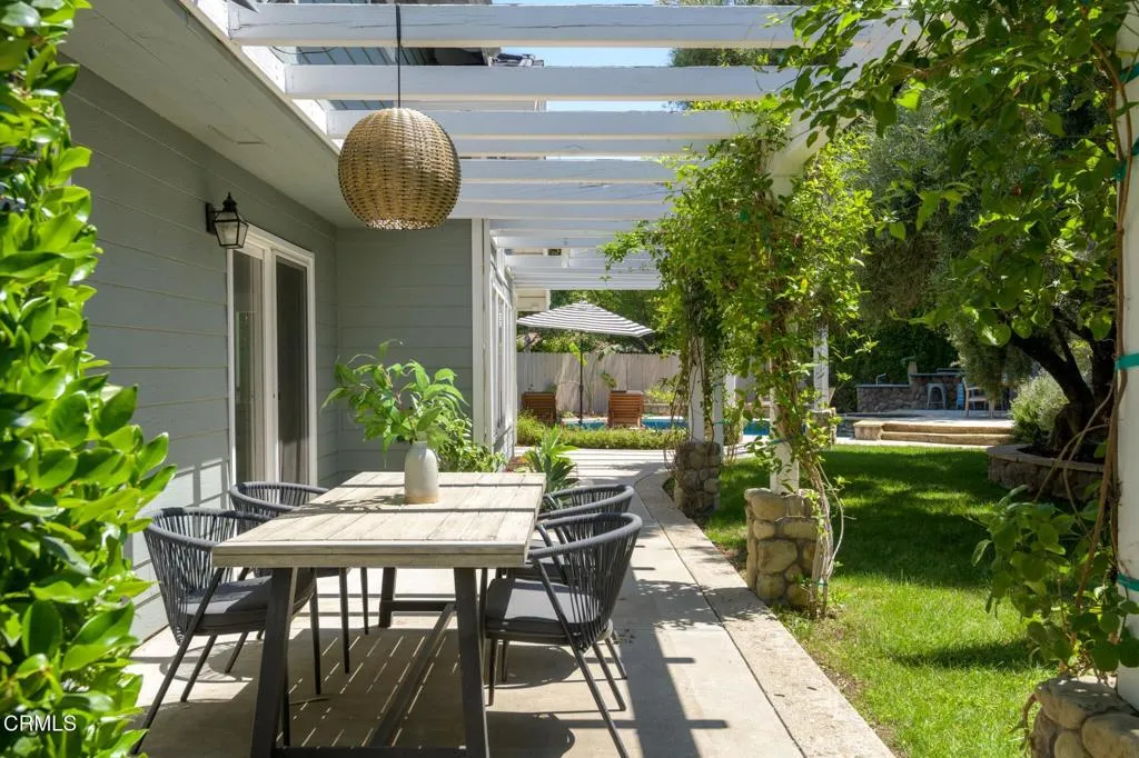 Ojai, California 93023, United States, 4 Bedrooms Bedrooms, ,3 BathroomsBathrooms,Residential,Active,154626