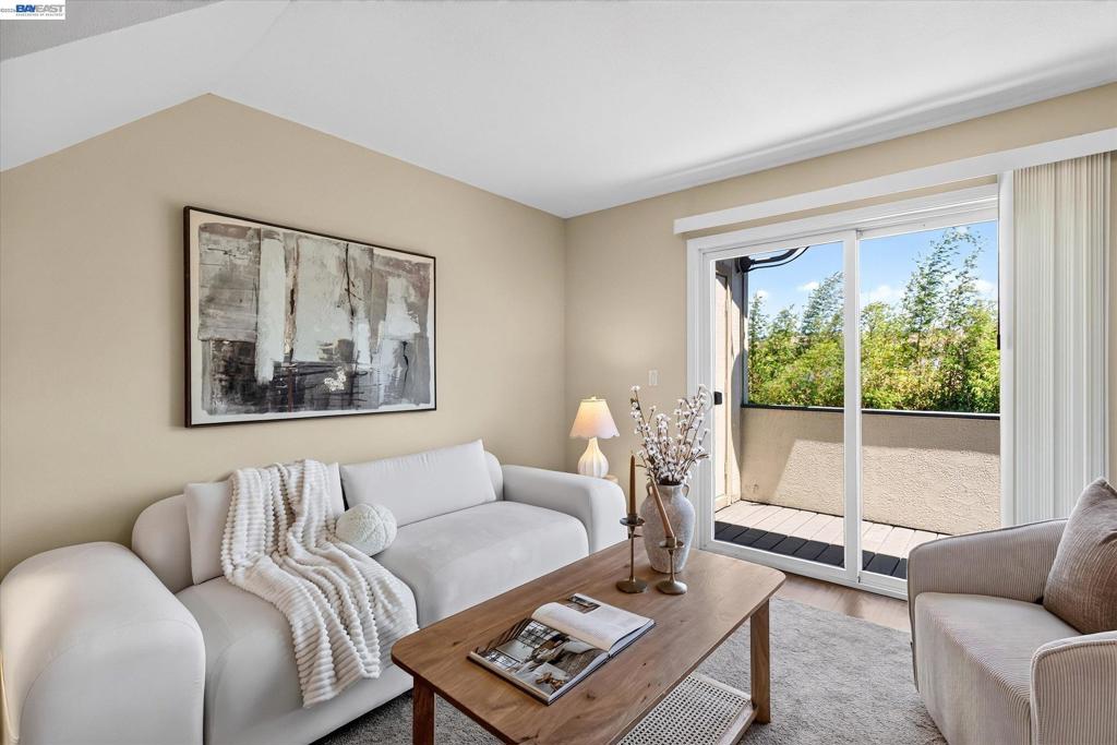 27787 Vasona Ct 13