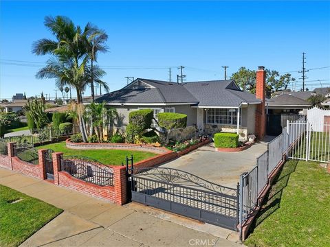 2165 W 115th Hawthorne CA 90250