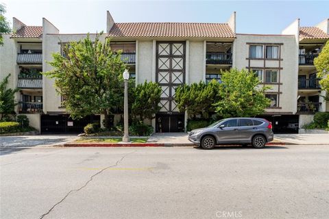 Photo of 515 N Jackson St #101, Glendale, CA 91206 (MLS # GD26066456)