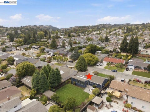 Photo of 3445 Badding Rd RD, Castro Valley, CA 94546 (MLS # 41137618)