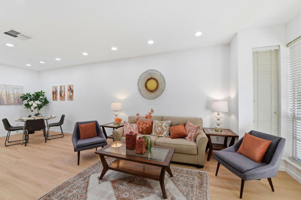 972 Belmont Terrace 7