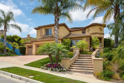 Photo of 499 Via Galo, Newbury Park, CA 91320 (MLS # 226000380)