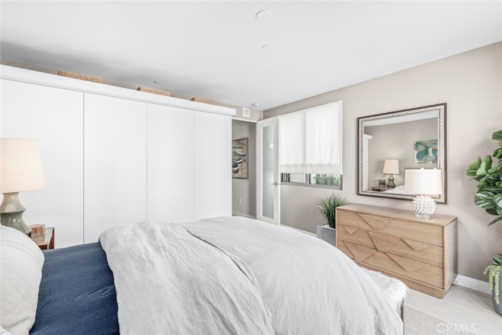 Peninsula Village - Residential Lease
