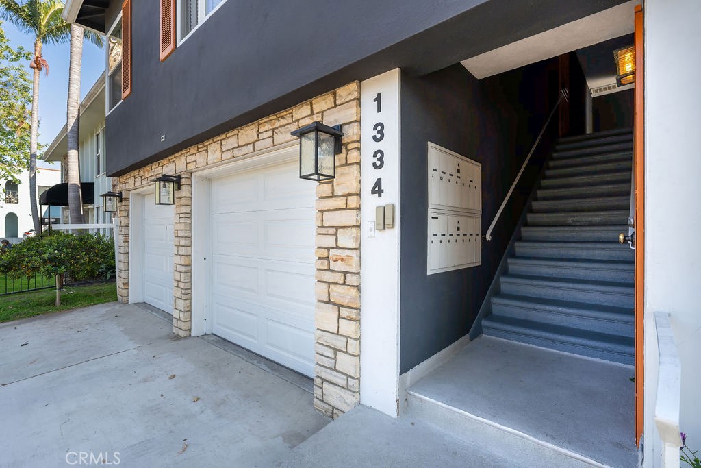 1334 E 1st Street 5