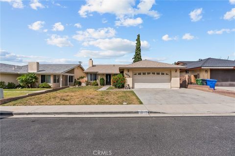 Photo of 1853 Hillary Ct Ct, Simi Valley, CA 93065 (MLS # SR26068474)